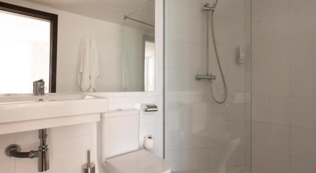 Standard Triple room with sea view Hotel Palia Sa Coma Playa