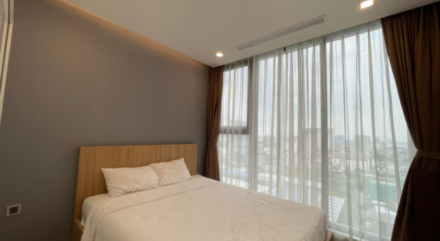 Апартаменты Superior с 2 комнатами с балконом и с видом на город Vinhomes Metropolish Apartment Center Hanoi