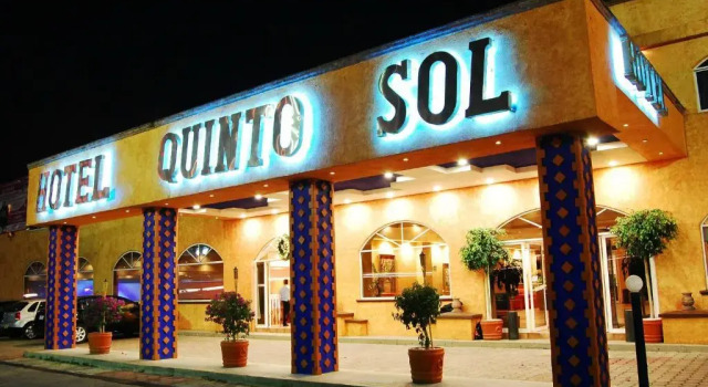 Hotel Quinto Sol, Reservar Hotel Hotéis em Mexico DF com refeições, Meia Pensão / Pensão Completa
