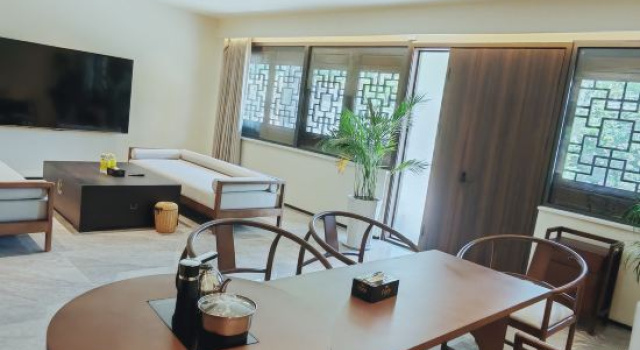 Люкс Дуплекс Qingshe Boutique Hostel Mianxian Zhuge Ancient Town