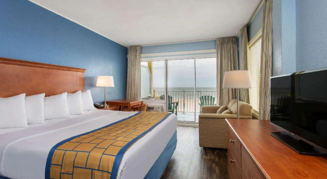 Четырёхместный номер Standard с частичным видом на океан Days Inn by Wyndham Ocean City Oceanfront