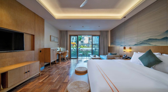 Yangshuo Fadai overhanging hot spring light luxury hotel, Book Hotel Hotels in Yangshuo with a Pool, Swimming Pool