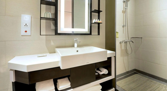 Двухместный номер Standard с балконом Uinn Business Hotel - Taipei Shilin
