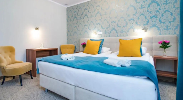 Pod Wzgórzem Bed & Breakfast, Забронировать Отель Отели Фромборк с парковкой, рядом с Holy Spirit Hospital, Парковка