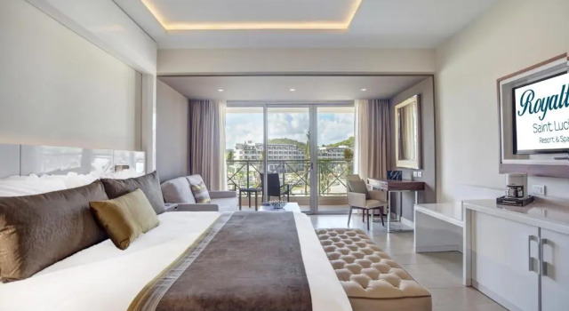 Полулюкс Luxury Royalton Hideaway Saint Lucia, An Autograph Collection All-Inclusive Resort