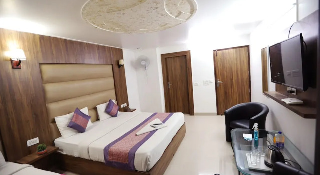 Номер Standard ADB Rooms Hotel Noratan Palace