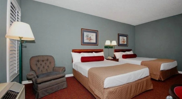 Best Western Old Main Lodge, Varaa Hotelli Waco Texas, lähellä McLane Stadium