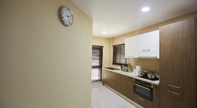 Апартаменты Executive Belanova Apartments and Suites