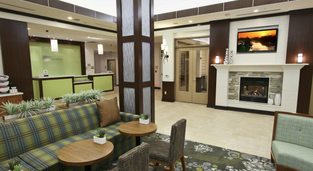 Hilton Garden Inn Covington, Buchen Sie Hotel Covington Louisiana
