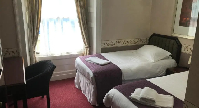 Номер Superior The Crown Hotel