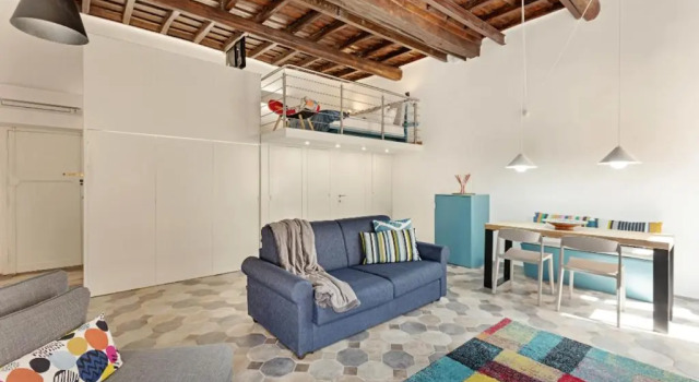 Апартаменты c 1 комнатой Sleek flat 4 guests 450mt from the Colosseum