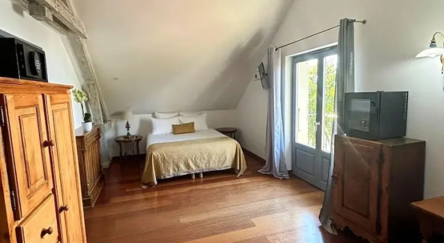 Четырёхместный семейный номер Standard Hôtel La Riviera Victoria