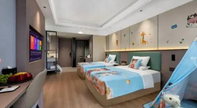 Семейный тент World Traders Hotel Zunyi
