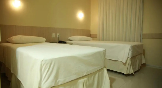 Трёхместный номер Standard Stay Inn Hotel