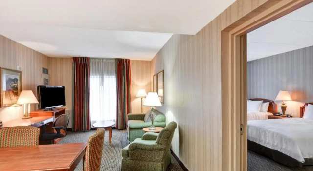 Четырёхместный номер Standard Homewood Suites Lansdale