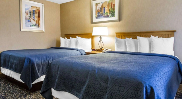 Standard- firedobbelt værelse Quality Inn Deming