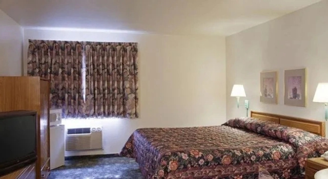 Americas Best Value Inn Seaside South, Varaa Hotelli Seaside Monterey