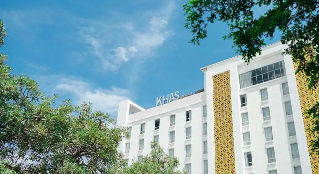 KHAS Semarang Hotel, Rezervovat Hotel Hotely v centru Semarang, hotely v centru Semarang, Parkování, Snídaně