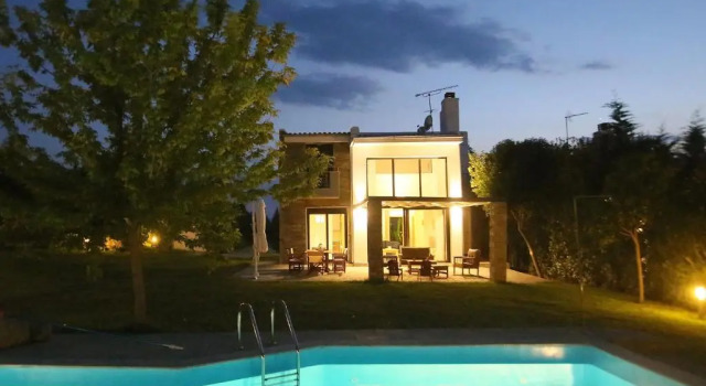Вилла Executive Sunny Sani Luxury Villas