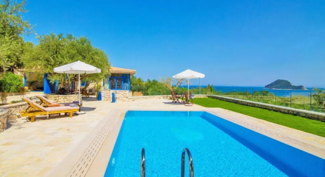 Вилла с 3 комнатами Villa Vakis