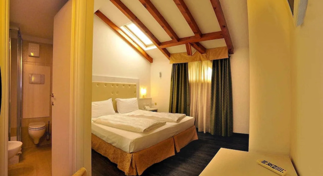 Двухместный номер Classic Alpen Hotel Eghel Resort & SPA
