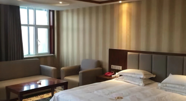 Yi He Hotel, Rezervovat Hotel Gangca Qinghai