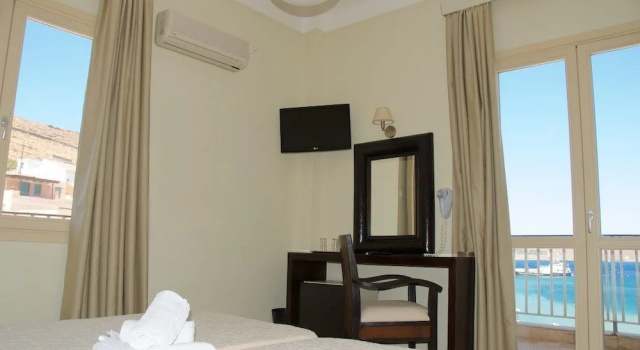 Двухместный номер Standard с частичным видом на море Hotel Karthea