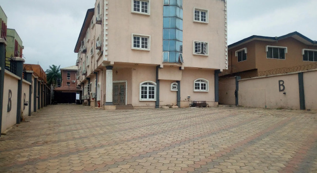 Bayse One Executive Suites and Bar, Rezervovat Hotel Hotely v Ibadan se snídaní, Snídaně