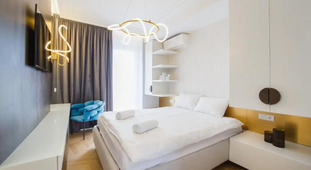 Exquisite Experience at EAS Residence