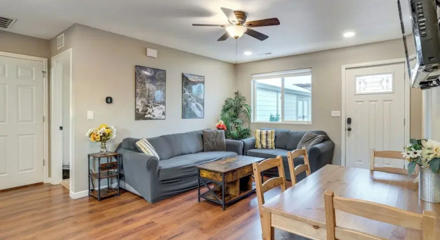 Denver Home w/ Patio Near City Park & Cherry Creek, Réserver Maison de vacances Denver Colorado