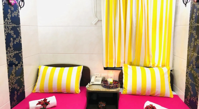 Номер Economy Manila Lounge