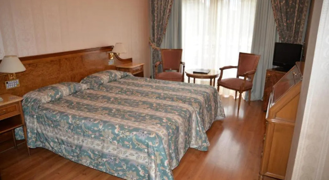 Двухместный номер Standard с видом на озеро Grand Hotel Bristol