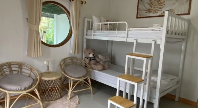 Семейный коттедж с балконом ThanaVill Resort