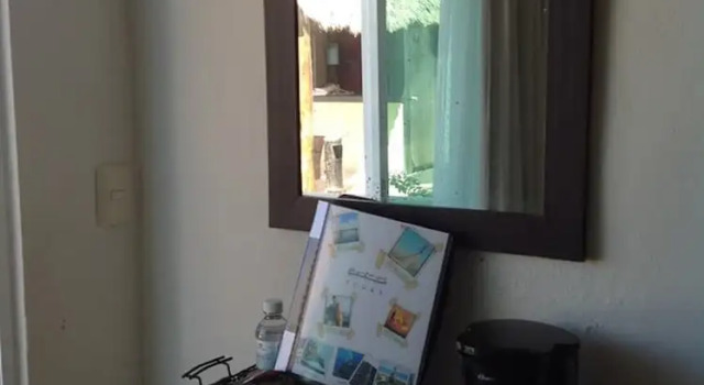Четырёхместный номер Standard с балконом и с видом на океан Hotel Arenas Mahahual