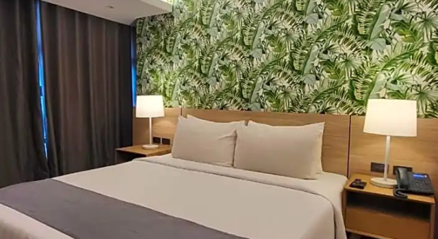 Двухместный номер Deluxe Infinity Tower Suites