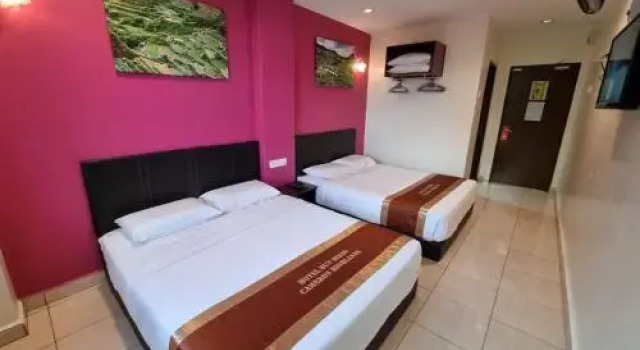 OYO 849 Sun Birds, Prenota Hotel Hotel a Pahang con parcheggio, Parcheggio