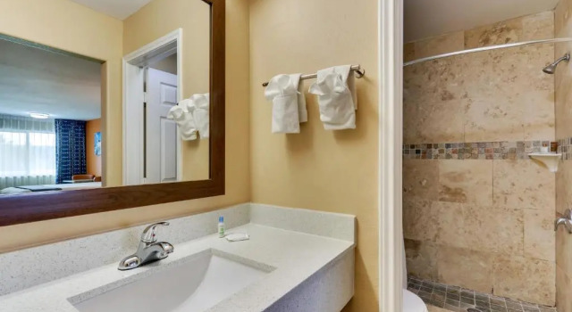 Номер Standard Captains Quarters Inn Port Aransas TX