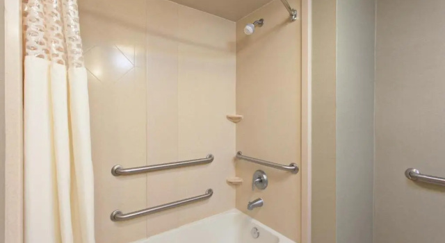 Студия Hampton Inn and Suites Merced