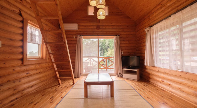 Log Cabin Kinoko No Sato, Prenota Casa vacanze Hotel a Kyushu con parcheggio, Parcheggio