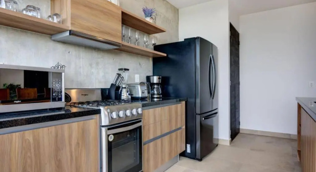 2/2 Ocean View Penthouse in Secure Gated Complex!, Prenota Appartamento Hotel a Quintana Roo con parcheggio, Parcheggio
