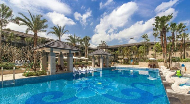 Just Stay Resort