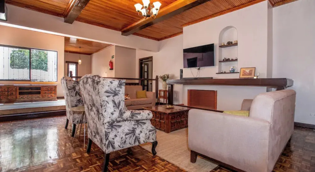 Cozy Stead Hotel - Haven House, Gigiri, Buchen Sie Hotel Nairobi CBD Nairobi, in der Nähe von US-Botschaft