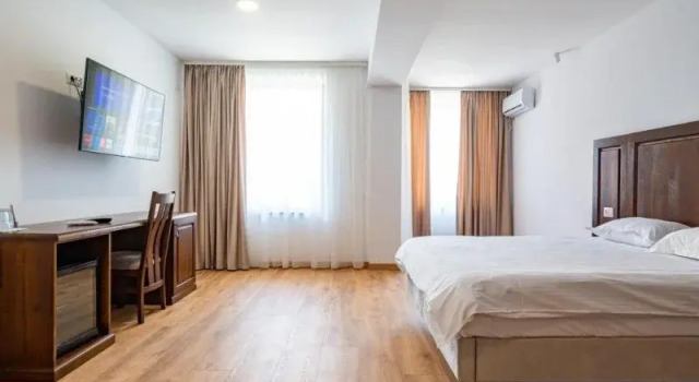 Voyager Mamaia Nord, Rezerwuj Hotel Hotele w Navodari z parkingiem, Parking