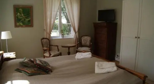 Naturliv B&B Hotel, Rezerwuj Bed and Breakfast Hotele w Vättern z basenem, Basen