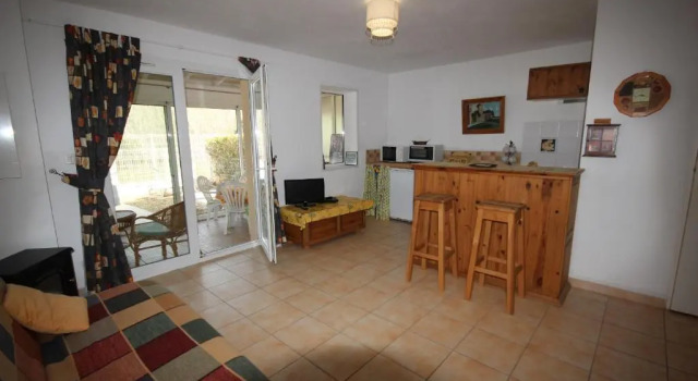 Belle villa 2 chambres, vue réserve, résidence avec piscine commune à 800m de la mer PORTIRAGNES plage LRCS114, Rezervovat Vila Hotely v Canal du Midi s bazénem, Bazén