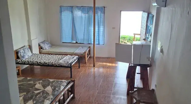 Четырёхместный семейный номер Standard с видом на океан Bohol-Lahoy Dive & Beach Resort