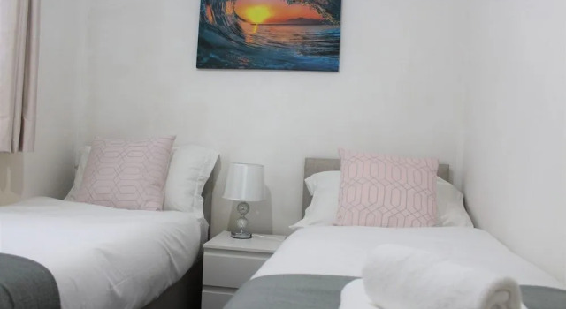 Clover Apartments, Забронировать Апартаменты/квартира Отели Ипсвича с парковкой, рядом с Арка и дом Джин Инджелоу, Парковка