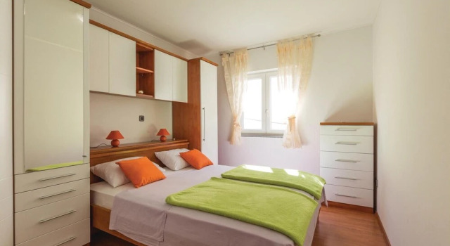 Beautiful Home in Ploce With Wifi and 2 Bedrooms