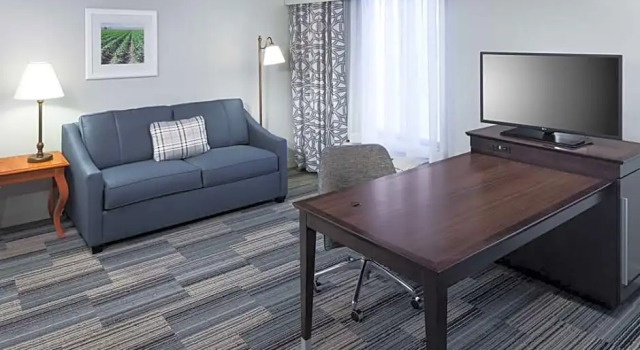 Двухместная студия Hampton Inn & Suites Tulare