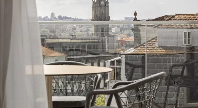 Полулюкс Wine & Books Porto Hotel - Small Luxury Hotels Of The World